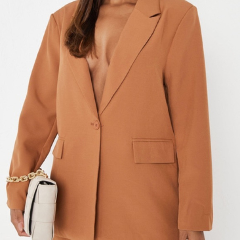 NWT MISGUIDED Camel Oversized Structured Blazer with matching Mini Skirt! SIZE 6